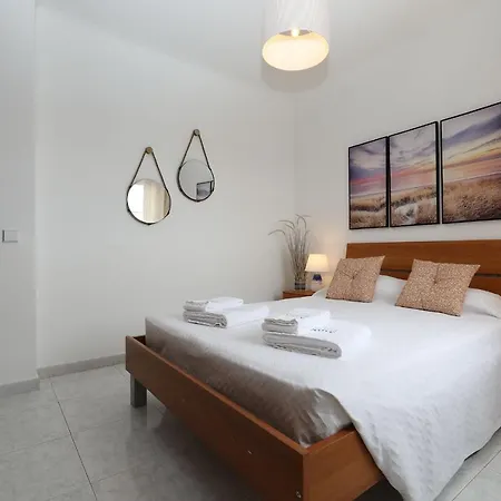 B37 - City Central Door Apartment Lagos Exterior photo